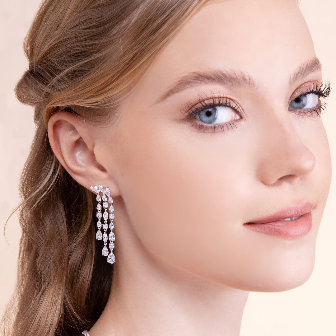 221E0389-01_Silver_CZ_linear_drop_earrings