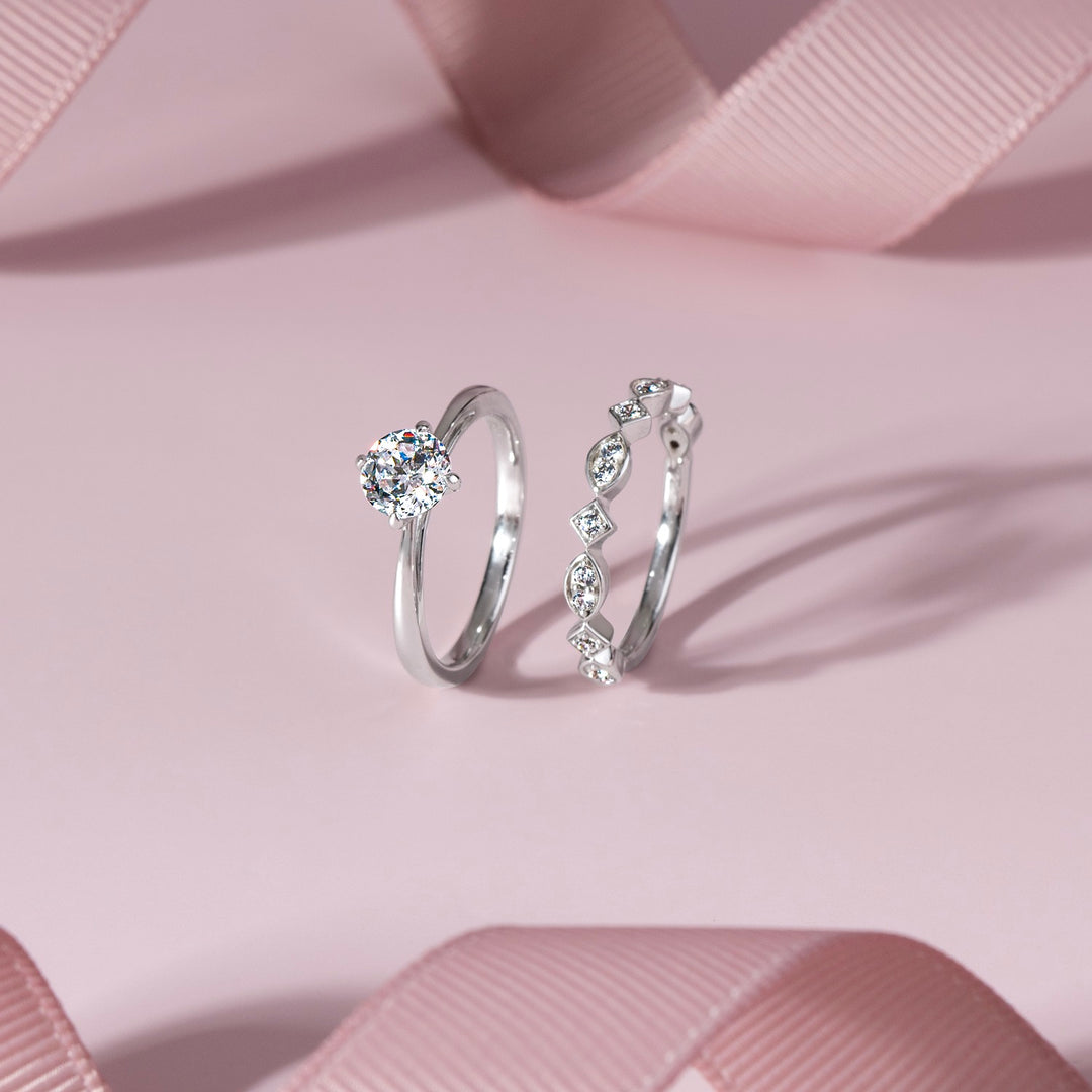 221R0459-01-5_Merii_Stackable__Classic_D-line_Ring_Sterling_Silver_with_Cubic_Zirconia