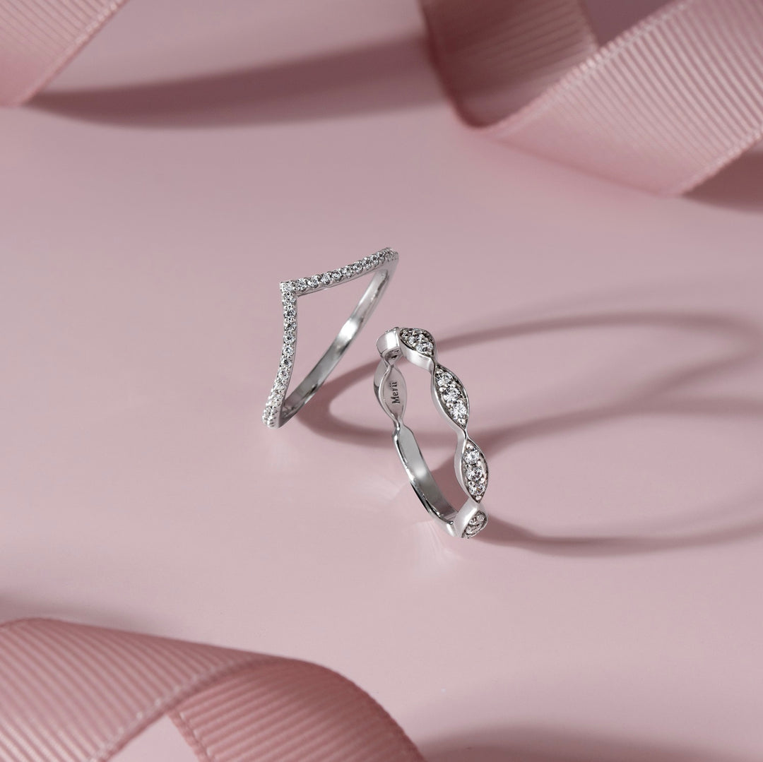 221R0460-01-5_Merii_Stackable__Classic_D-line_Ring_Sterling_Silver_with_Cubic_Zirconia