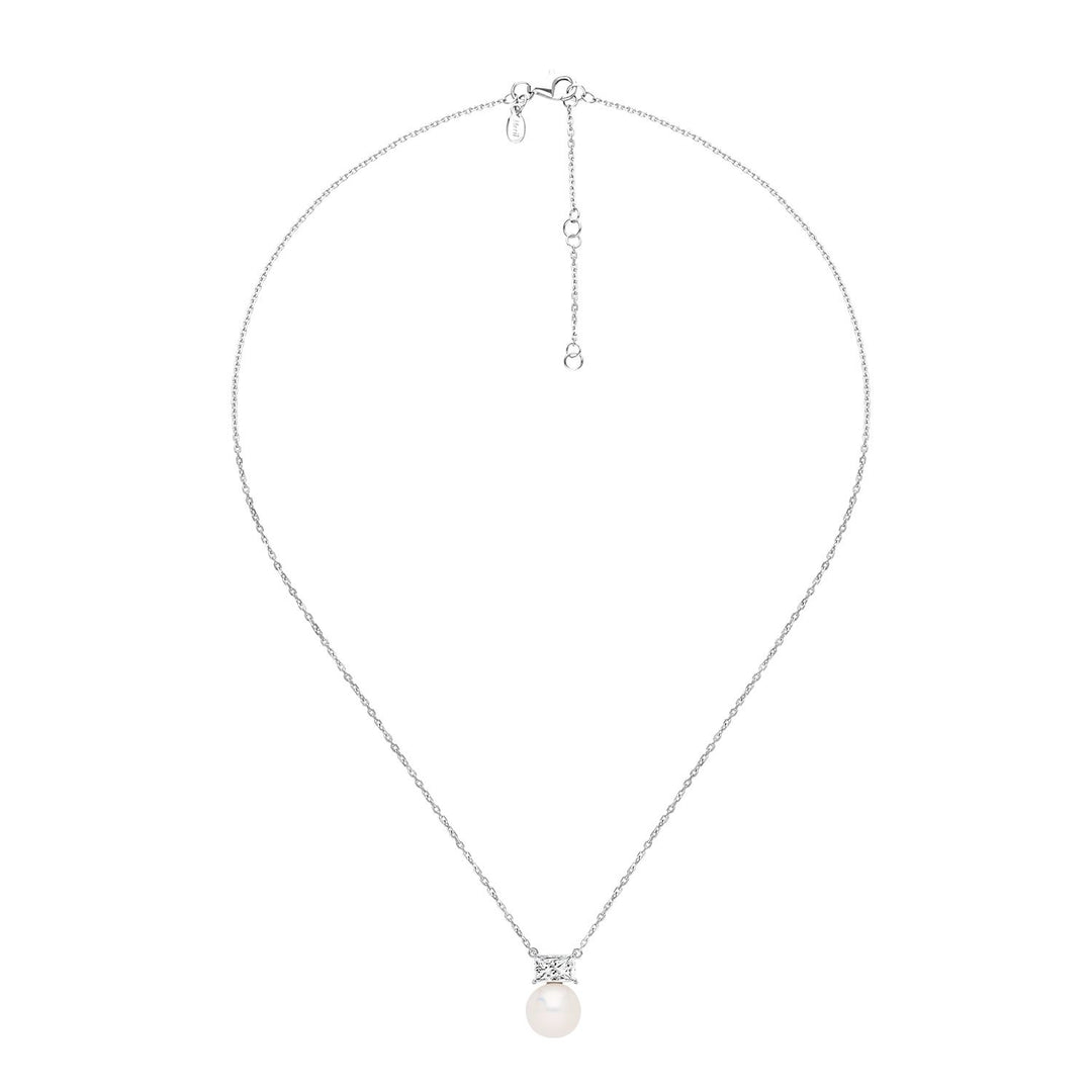 Classic Pearl: สร้อยคอเงินชุบโรเดียม ประดับไข่มุกน้ำจืดและ CZ ทรง Princess Cut