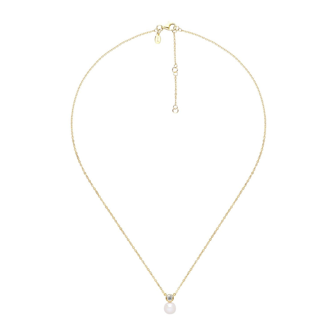 Classic Pearl: สร้อยคอเงินชุบทองคำ 23K ประดับไข่มุกน้ำจืดและ CZ ทรง Round Cut