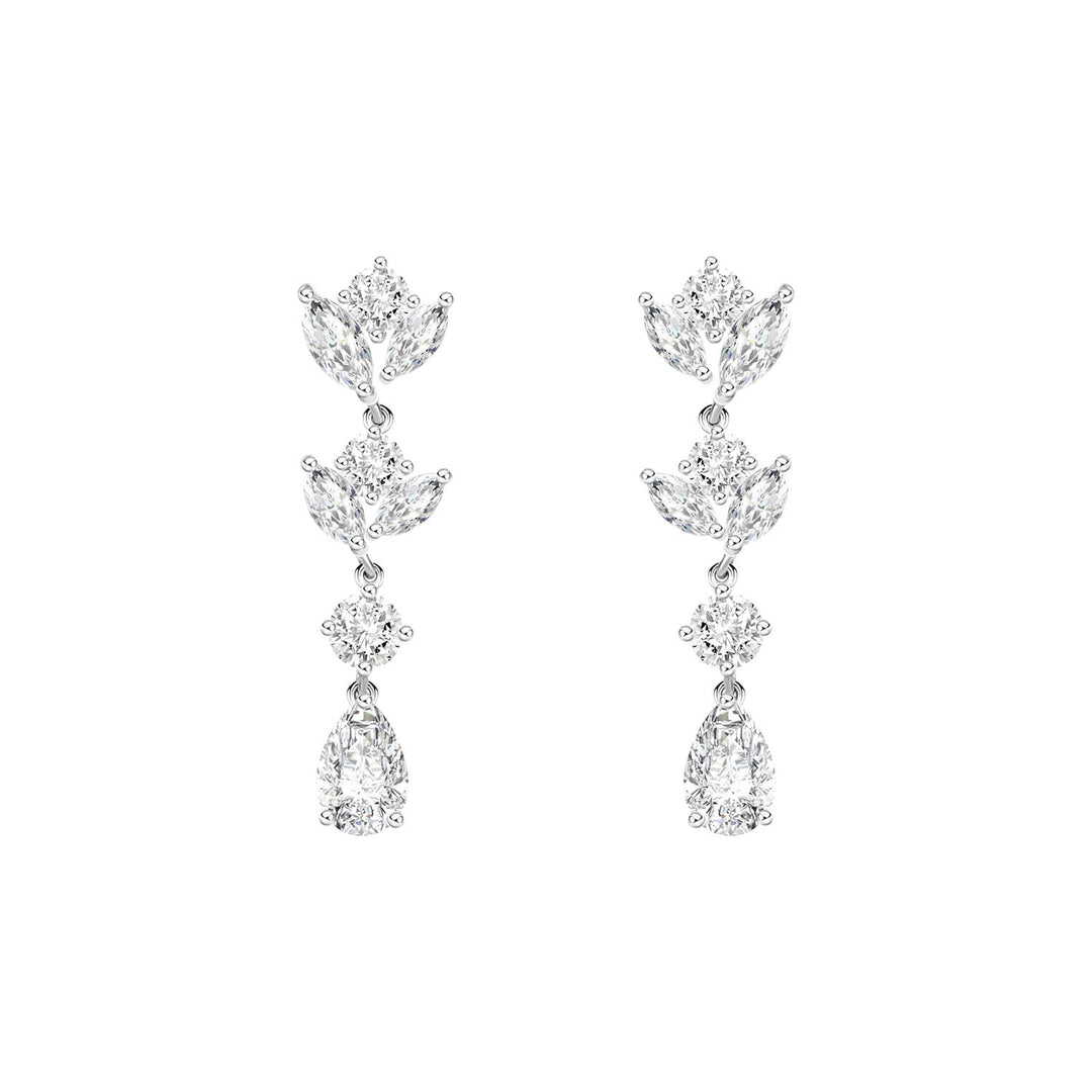 221E0315_01_Laureate_Silver_cz_fancy_shape_leaf_cluster_longer_earrings