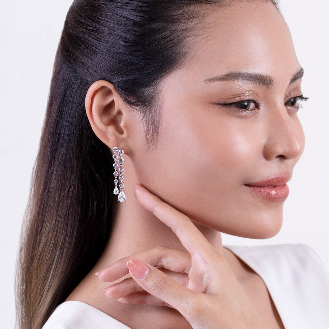 221E0327-01_Silver_CZ_long_drop_earrings
