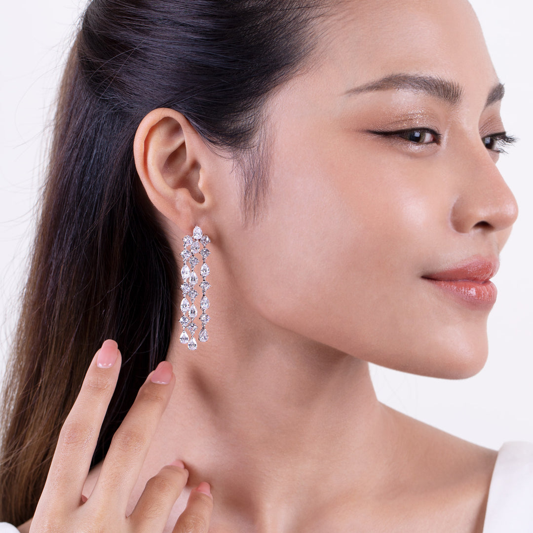 221E0364-01_Silver_CZ_long_drop_earrings
