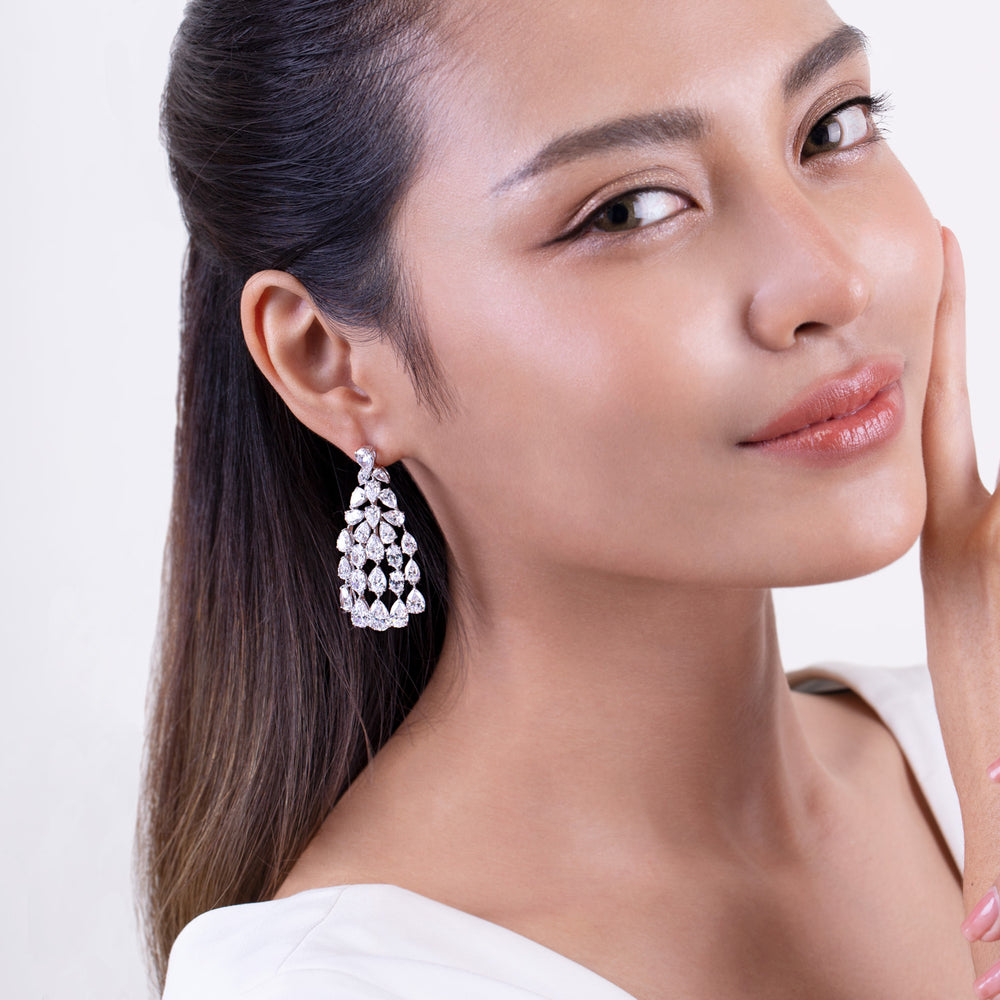 221E0414-01_Silver_CZ_chandelier_earrings