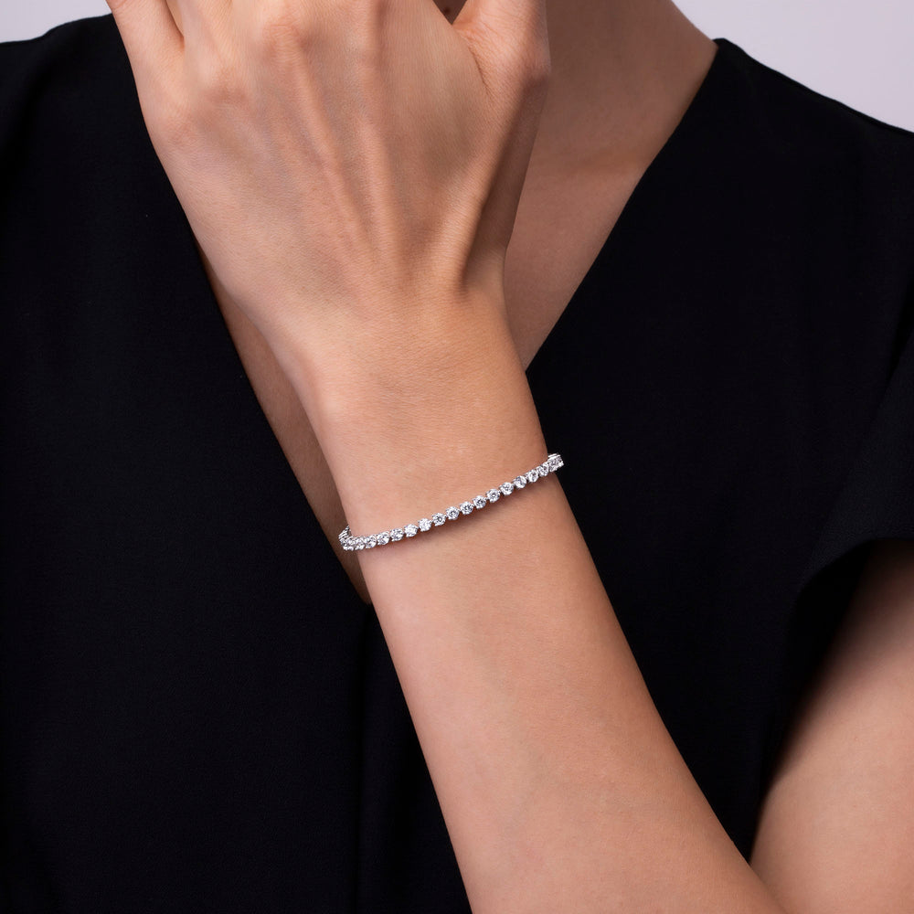 221L0004-01_Merii_100_cut_CZ_Bracelet_in_Sterling_Silver_(0.50_Ct.)