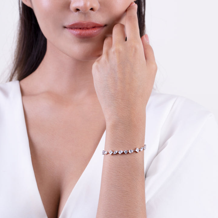 221L0217-01_Silver_CZ_single-row_bracelet
