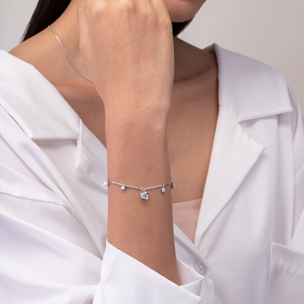221L0284-01_Silver_CZ_flower_bracelet