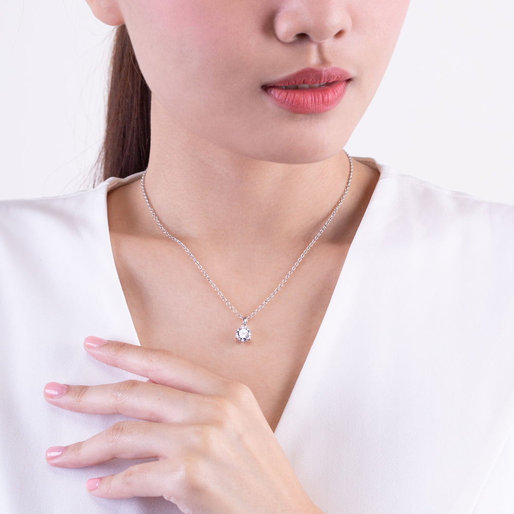 221N0027_01_Classic_100_cut_Silver_cz_round_shape_classic_necklace