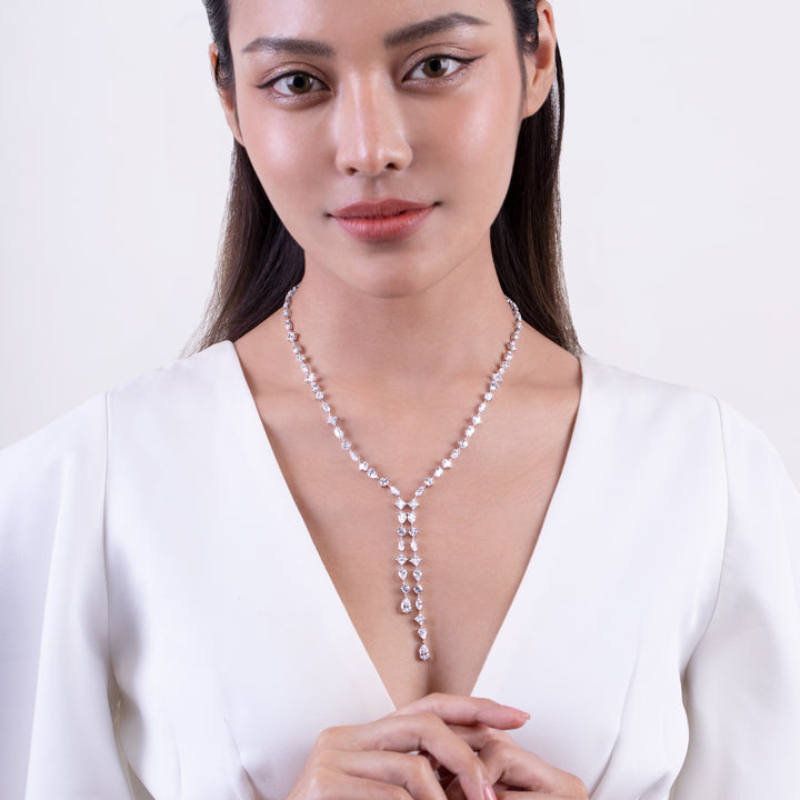 221N0224-01_Silver_CZ_dangle_sparkling_necklace