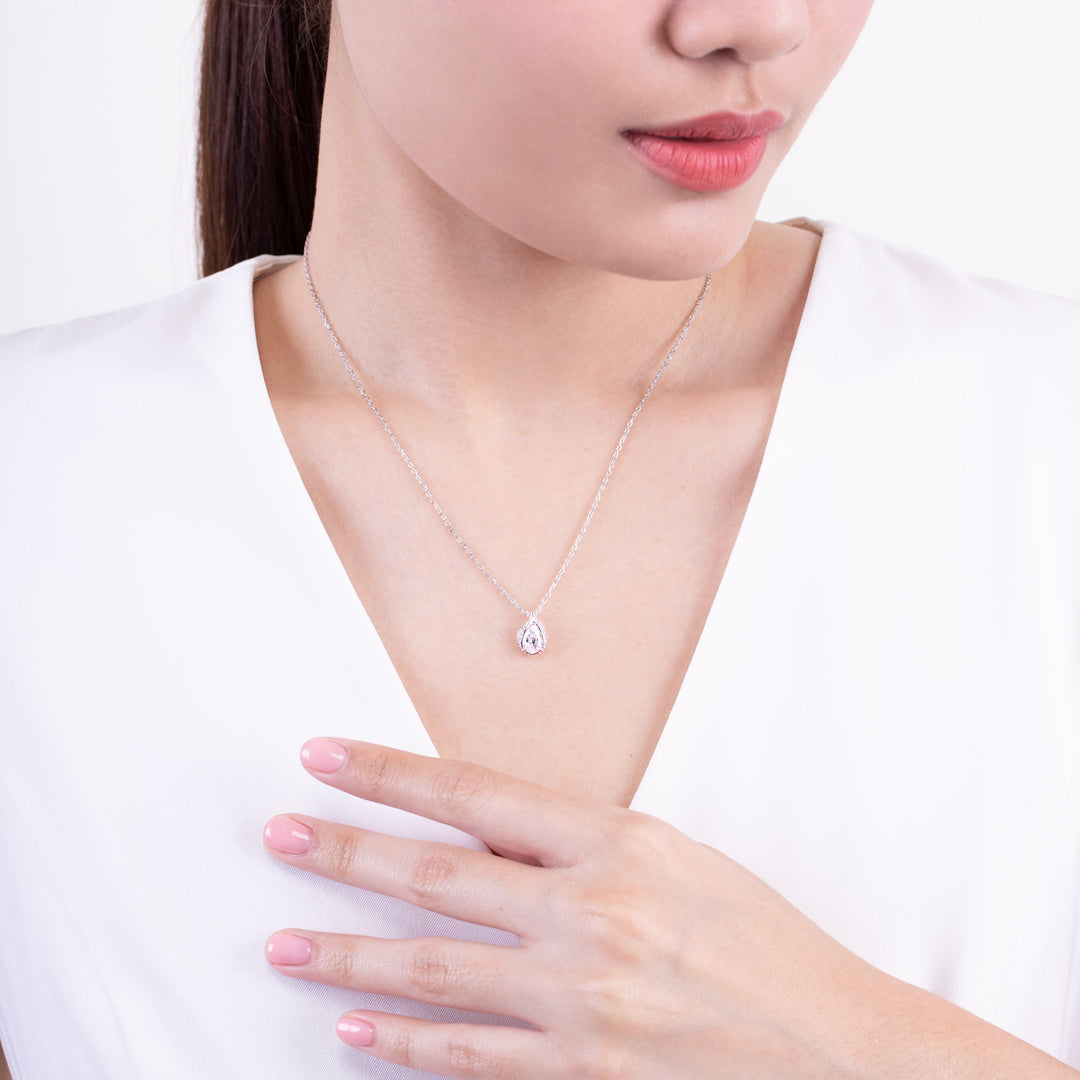 221N0242-01_Silver_CZ_pear_halo_necklace