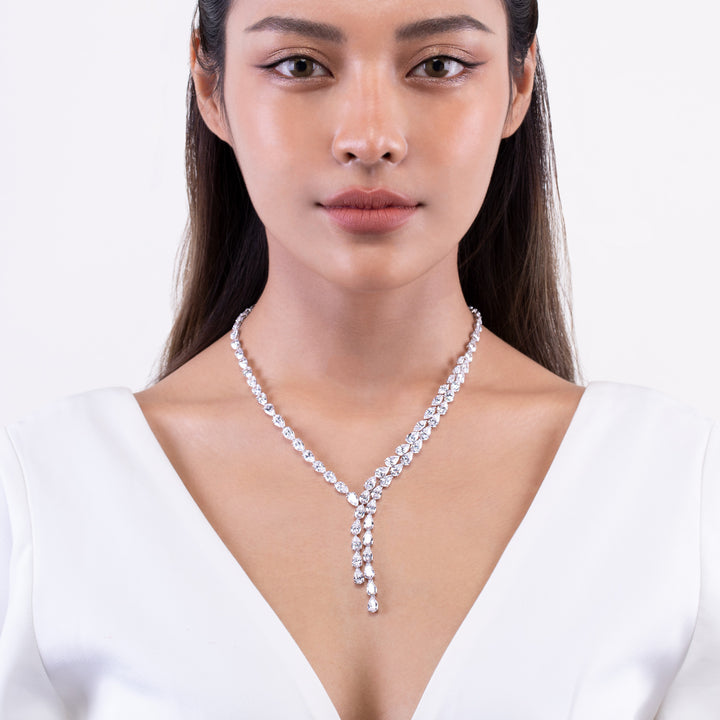 221N0287-01_Silver_CZ_pear_shape_teardrop_necklace