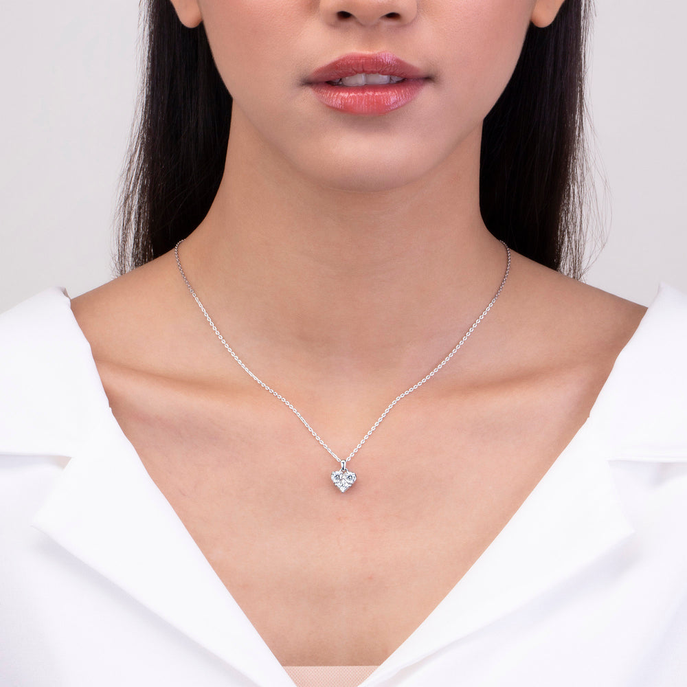 221N0288-01_To_have_and_to_hold__Cluster_fancy_shape_in_Heart_Necklaces_Sterling_silver_and_Rhodium_Plated