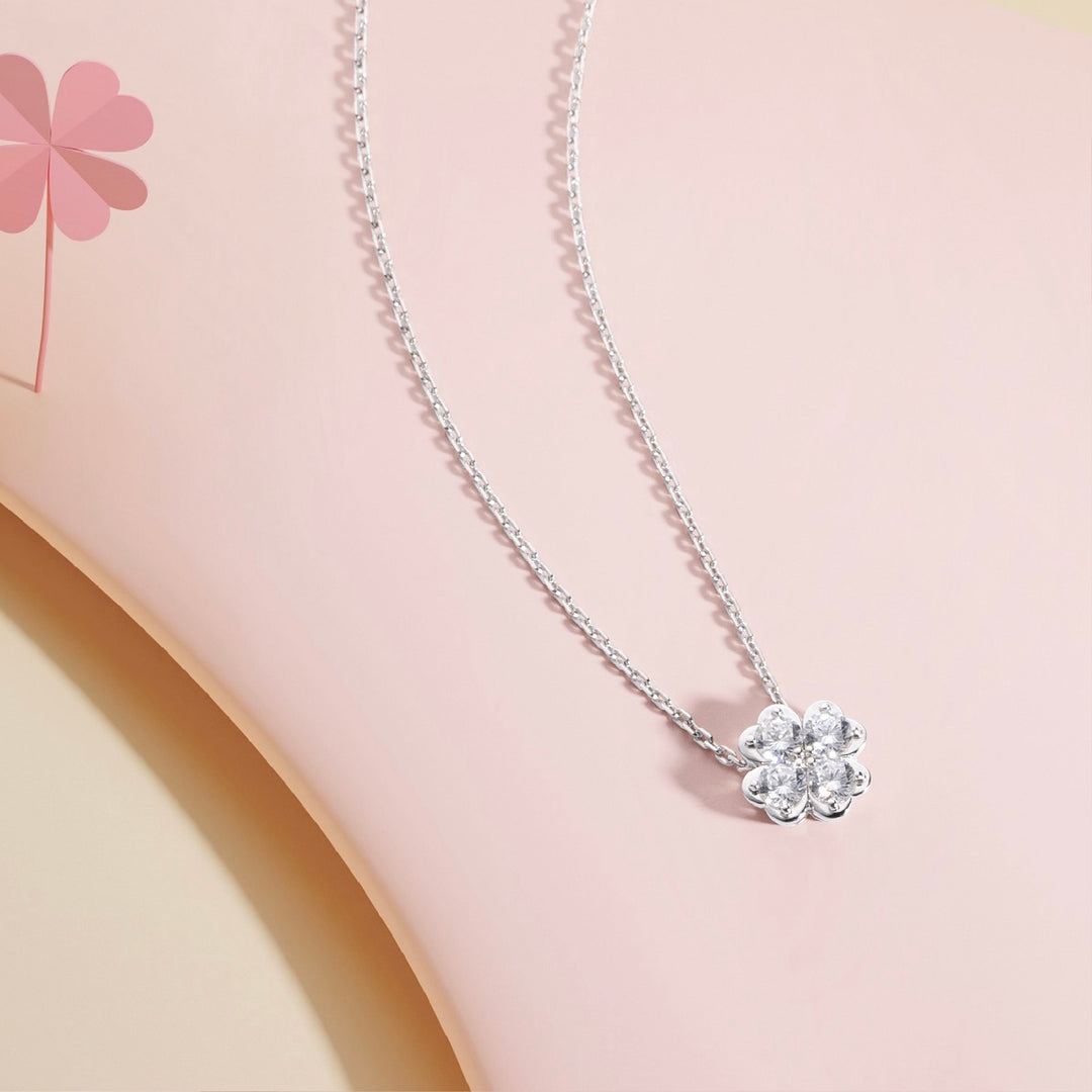221N0345-01_Silver CZ four leaf heart clover pendant necklace