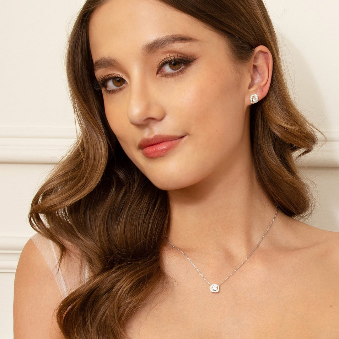 221N0361-01-Silver-CZ-cushion-halo-pendant-necklace