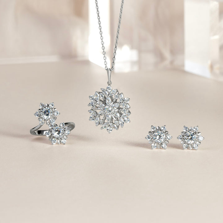 221N0382-01-Merii-Silver-marquise-cut-cz-snowflake-pendant-with-chain-necklace