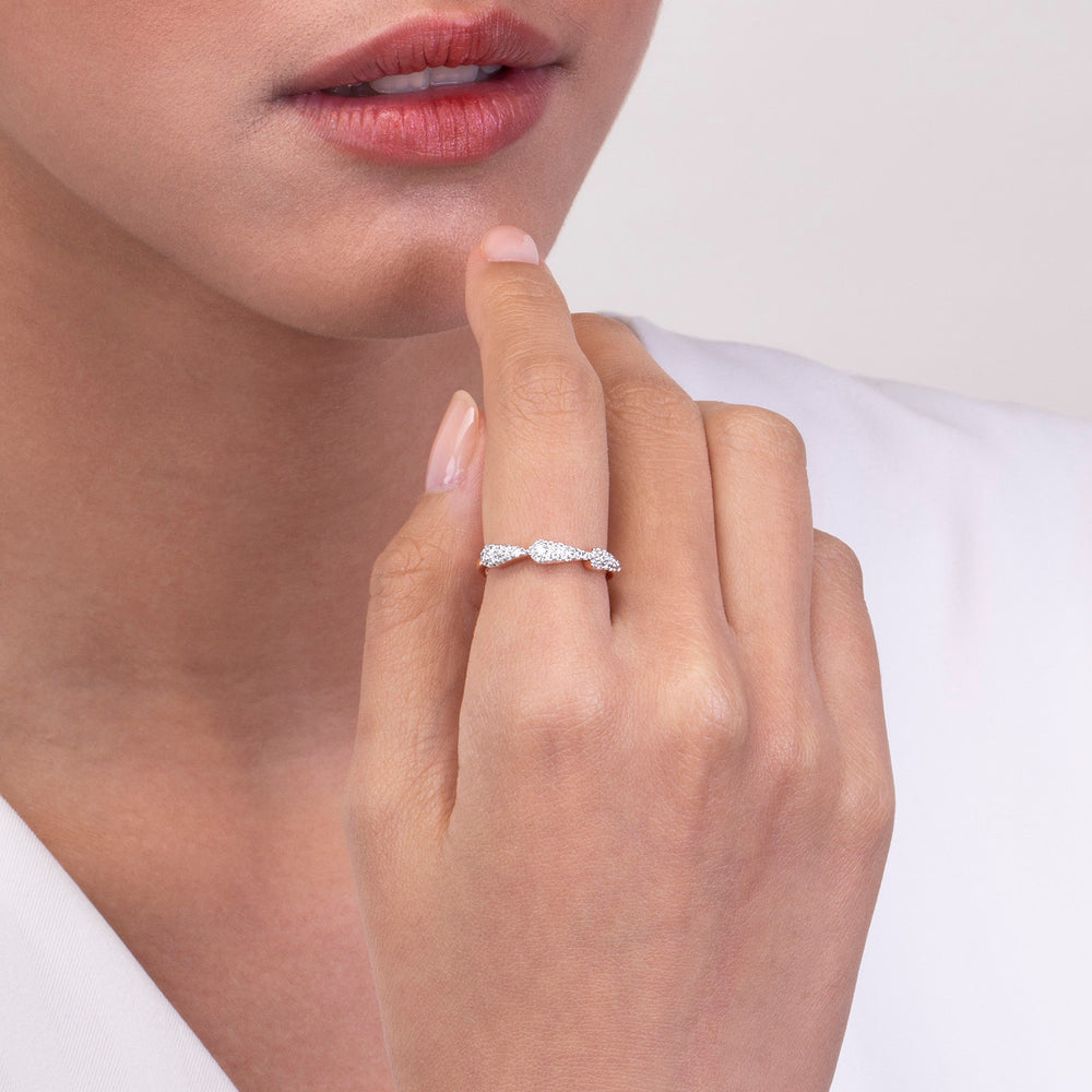 221R0354-01_925 Sterling Silver Dewdrop CZ Ring