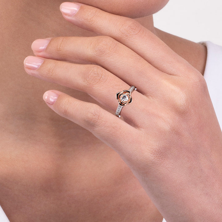 221R0382-01_Silver_with_CZ_shoulder_set_rose_ring