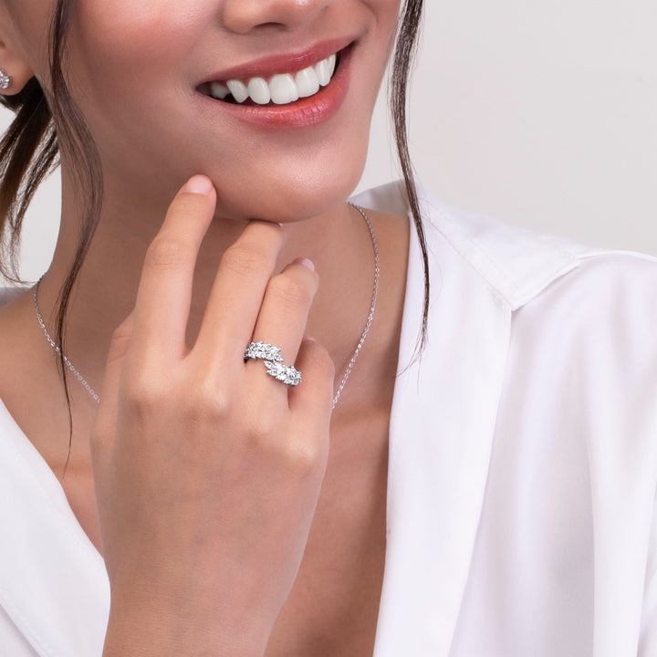 221R0422-01-5_Laureate__Olive_leaf_Cz_Ring