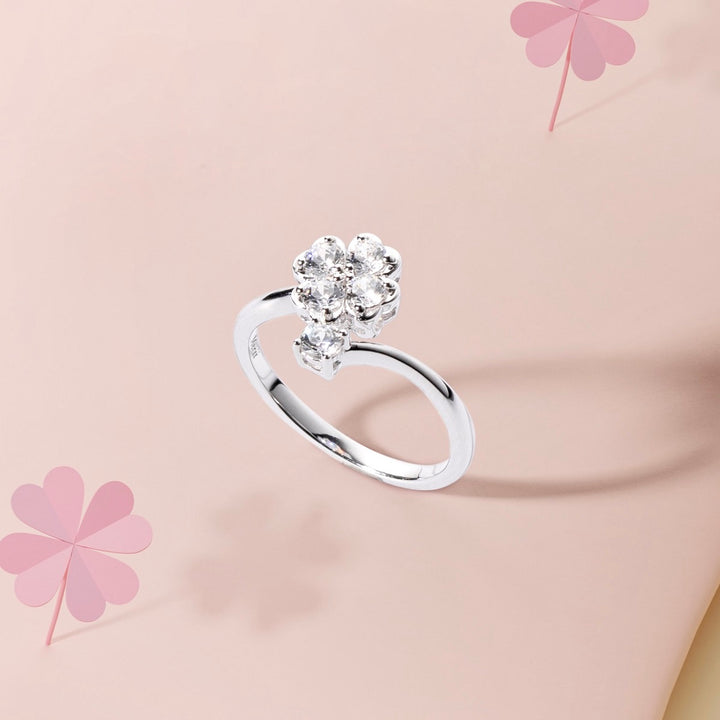 221R0528-01_Silver CZ four leaf heart clover overlaping ring