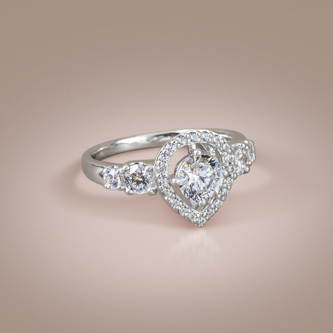 221R0549-01-Silver-100-facets-CZ-victoria-statement-ring