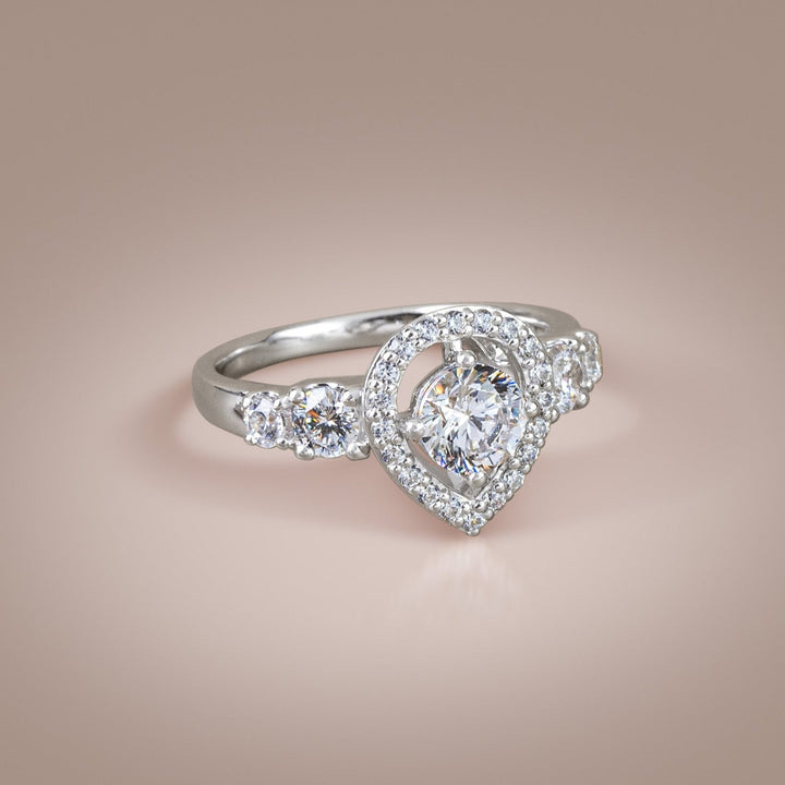 221R0549-01-Silver-100-facets-CZ-victoria-statement-ring