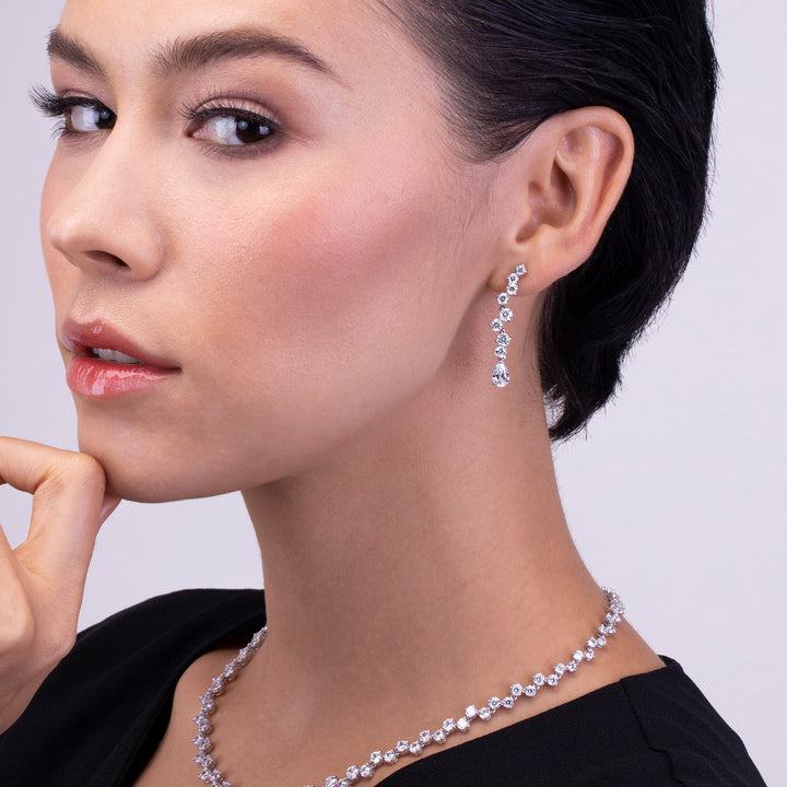 221E0308-01_Merii_Dewdrop__Elegant_Dewdrop_Earrings_Sterling_silver_and_Rhodium_Plated