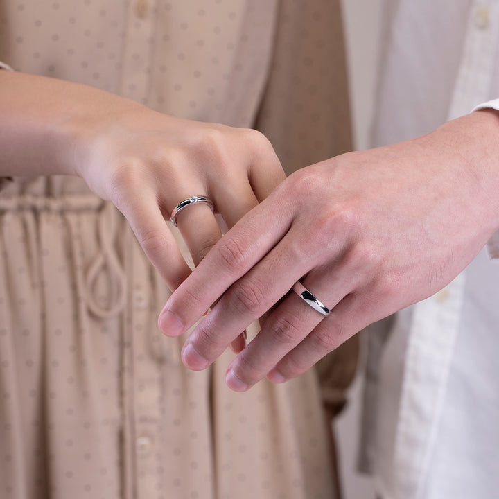 Merii_Couple_Rings_(6)_221R0445-01_and_201R1523-01