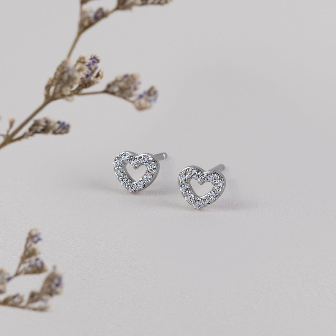 221E0555-01-Merii-Silver-CZ-hollow-heart-stud-earrings