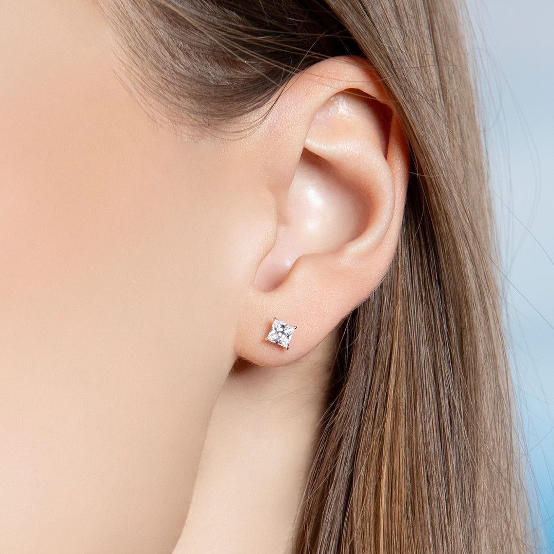 221E0599-01-Silver-4mm-Princess-Cut-CZ-Stud-Earrings