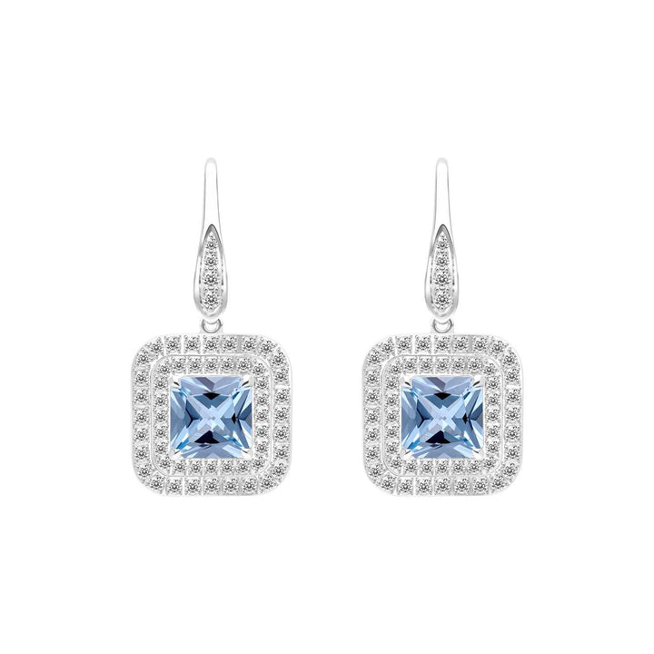 Decorum: ต่างหูเงินประดับ Synthetic Aquamarine Spinel ทรง Radiant Cut ล้อมเพชร CZ