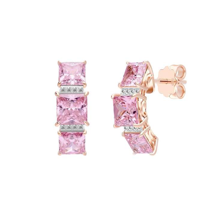 Decorum: ต่างหูสตั๊ดเงินชุบโรสโกลด์ประดับ CZ สีชมพู ทรง Princess Cut