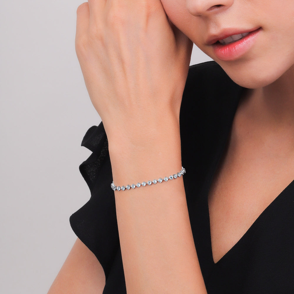 221L0120-01_Merii_100_cut_CZ_Bracelet_classic_in_Sterling_Silver